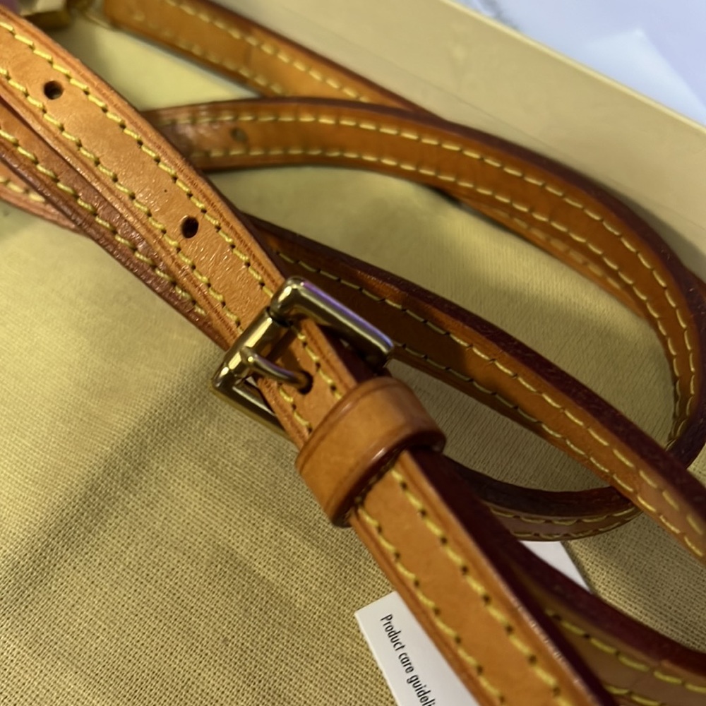 100% Authentic Louis Vuitton Eva Clutch/CrossBody bag - Picture 13 of 14